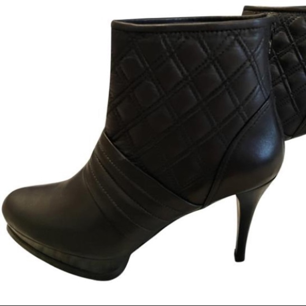 Authentic Stuart Weitzman - image 2